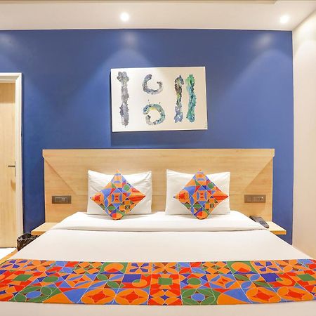 Fabhotel Jhs Studio Gurgaon Buitenkant foto