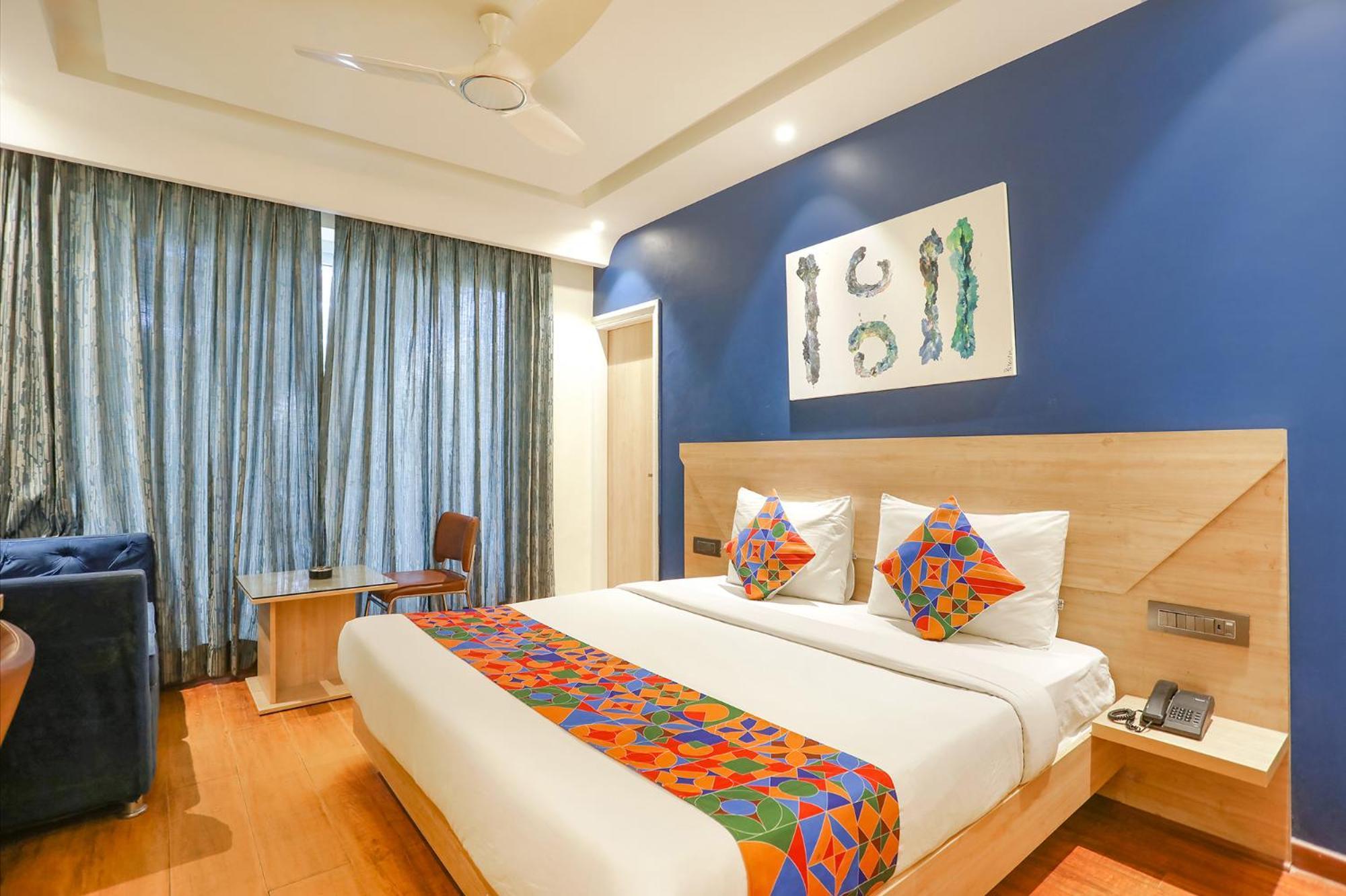 Fabhotel Jhs Studio Gurgaon Buitenkant foto